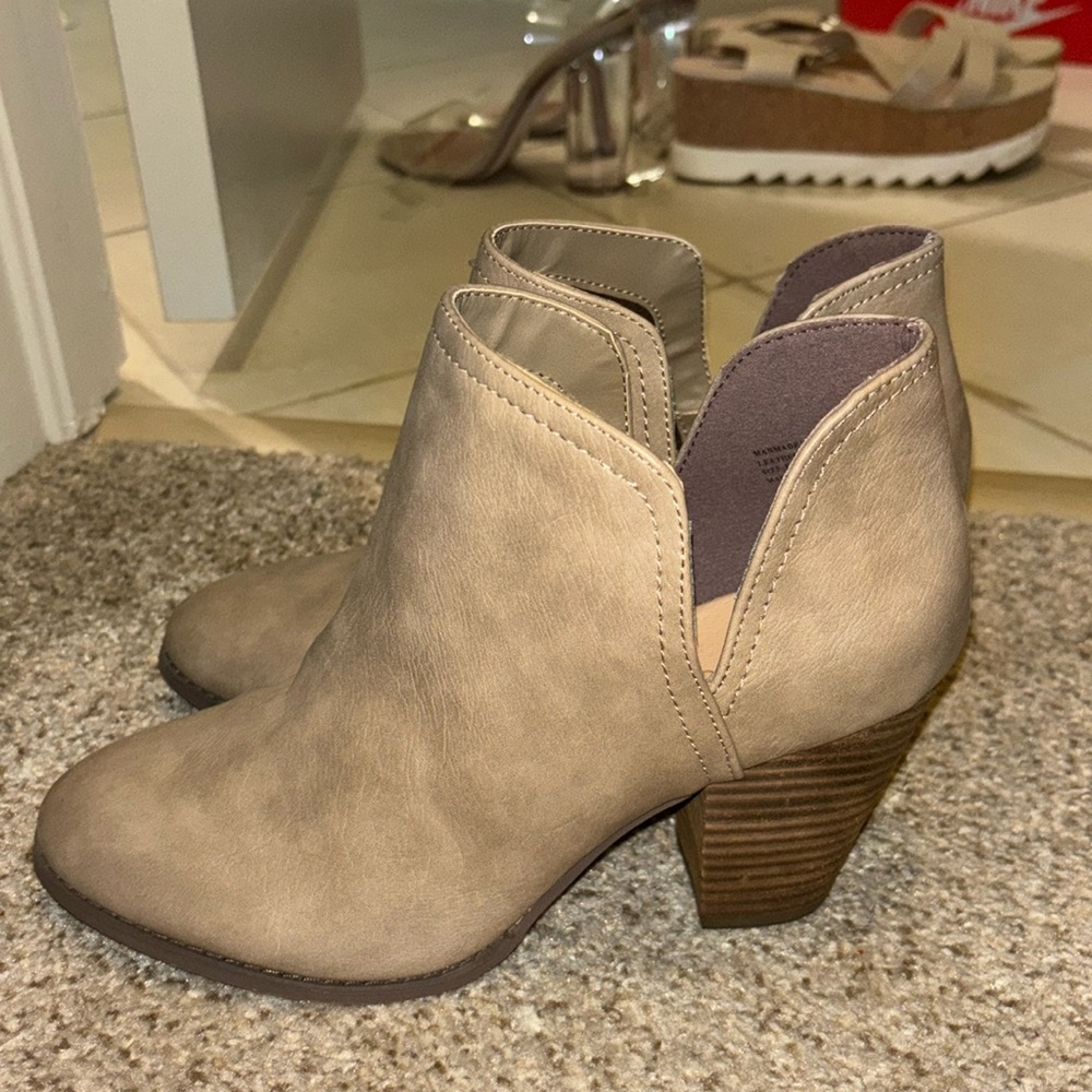 Ankle booties size 8.5